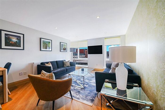 2 Bedroom Flat For Sale In Hutcheson Street, Glasgow, Lanarkshire, G1