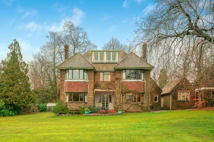 6 Bedroom Detached House To Rent In Keymer Road, Hassocks, West Sussex, BN6