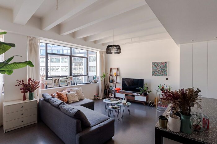 1 Bedroom Flat For Sale In Television Centre, London, W12