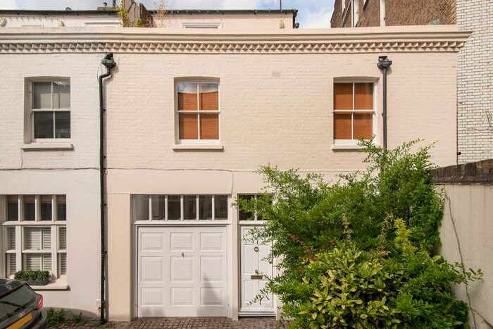 3 Bedroom Detached House To Rent In Redfield Mews, Earl's Court, London, SW5