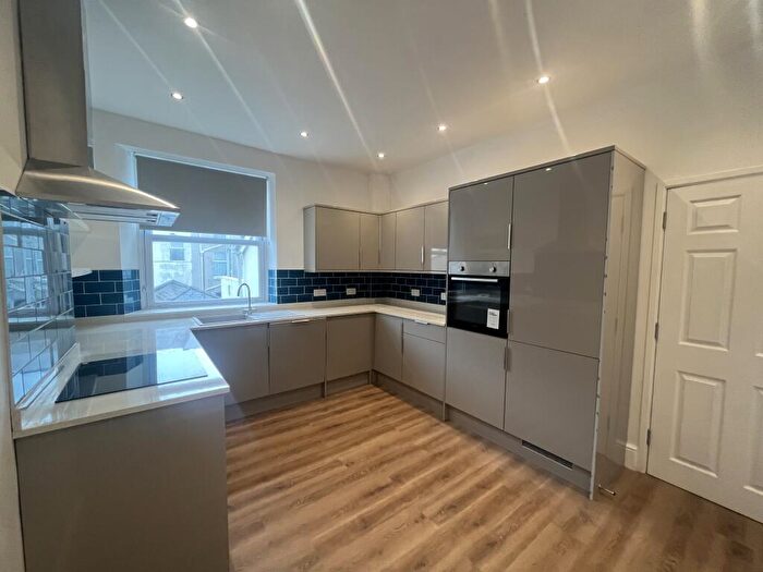 2 Bedroom Flat To Rent In Wolsdon Street, Stonehouse, PL1