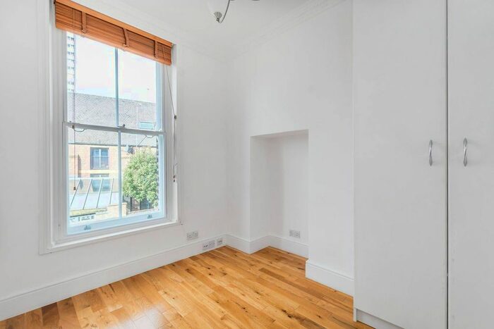 1 Bedroom Flat To Rent In St Ann's Villas, Holland Park, London, W11