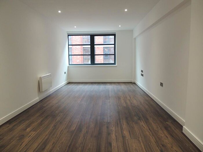 1 Bedroom Apartment To Rent In The Kettleworks, Pope Street, Birmingham, B1