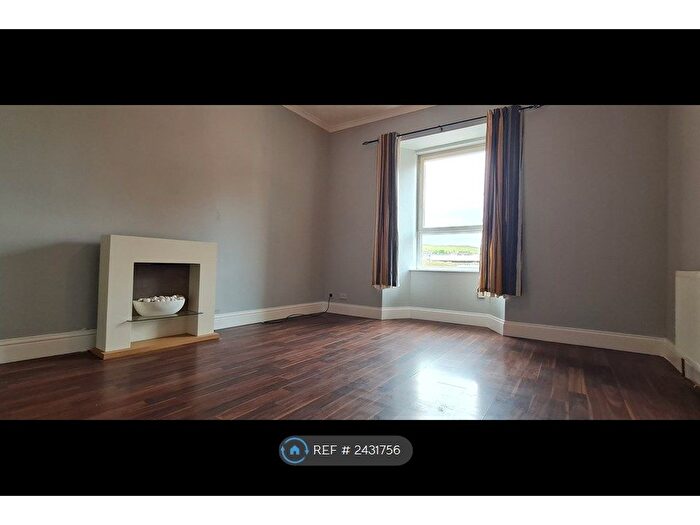 1 Bedroom Flat To Rent In Laird Street, Greenock, PA15