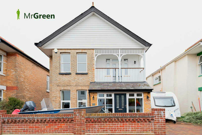 4 Bedroom Detached House To Rent In Herberton Road, Southbourne, BH6