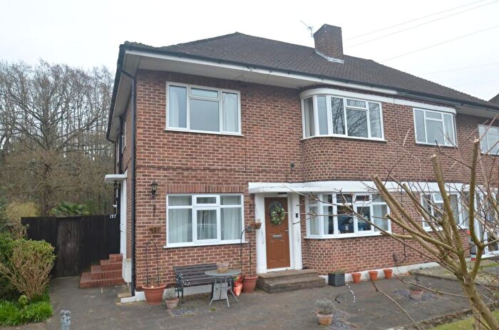 2 Bedroom Flat To Rent In Cheston Avenue, Shirley, Croydon, CR0