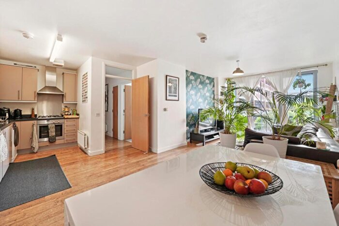 3 Bedroom Apartment To Rent In Woodgrange Road, London, E7