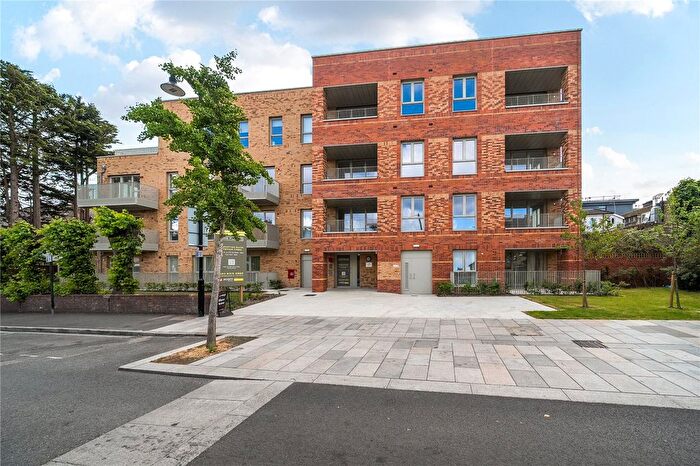 1 Bedroom Flat For Sale In Hadlow Road, Sidcup, DA14