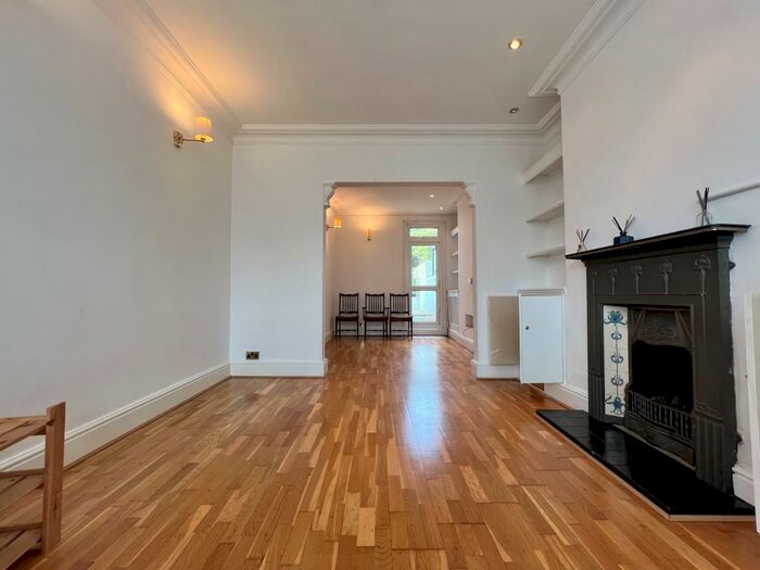 4 Bedroom House To Rent In Freshfield Road, Kemp Town, BN2