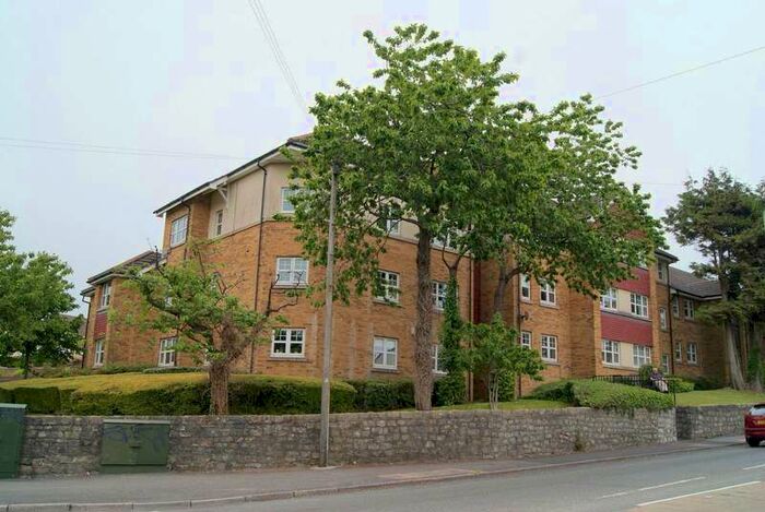 2 Bedroom Flat To Rent In Park Street, Bridgend, CF31
