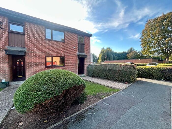 1 Bedroom Terraced House To Rent In Station Road East, Ash Vale, GU12
