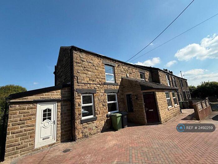 3 Bedroom End Of Terrace House To Rent In Wakefield Road, Morley, Leeds, LS27