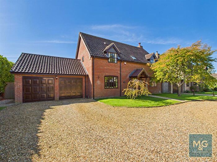 4 Bedroom Detached House For Sale In Richer Road, Bury St. Edmunds, IP31