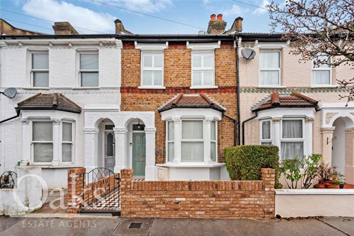 3 Bedroom Terraced House For Sale In Watcombe Road, South Norwood, SE25