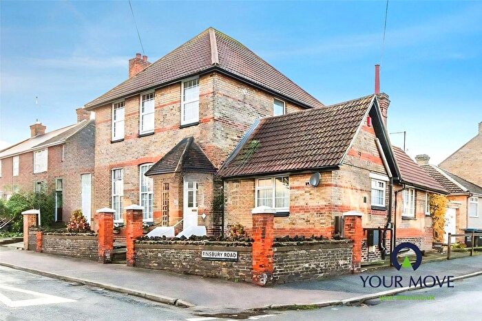 2 Bedroom Maisonette For Sale In Finsbury Road, Ramsgate, Kent, CT11