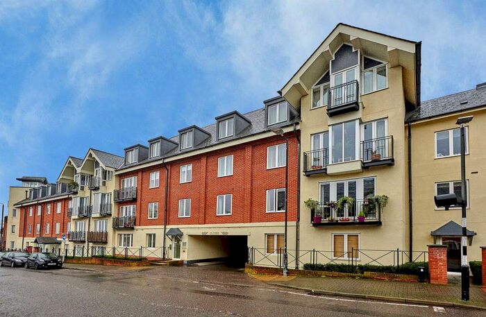 1 Bedroom Flat To Rent In Marlborough Road, St Albans, Herts AL1