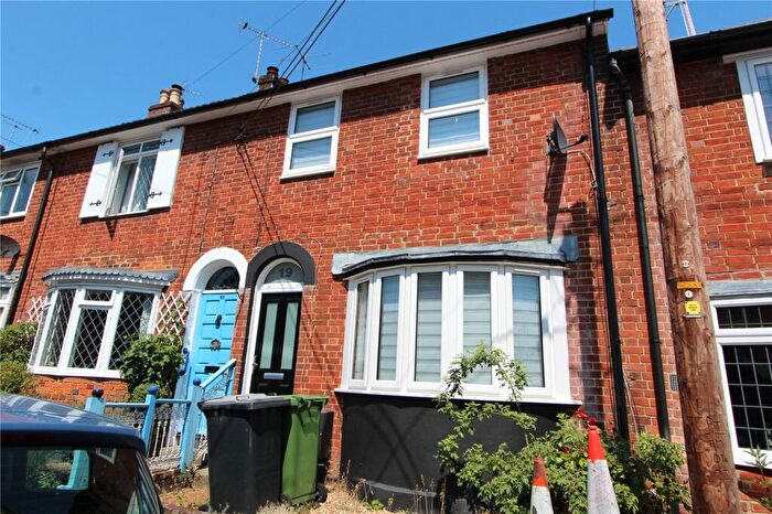 3 Bedroom Terraced House For Sale In Madeline Road, Petersfield, Hampshire, GU31