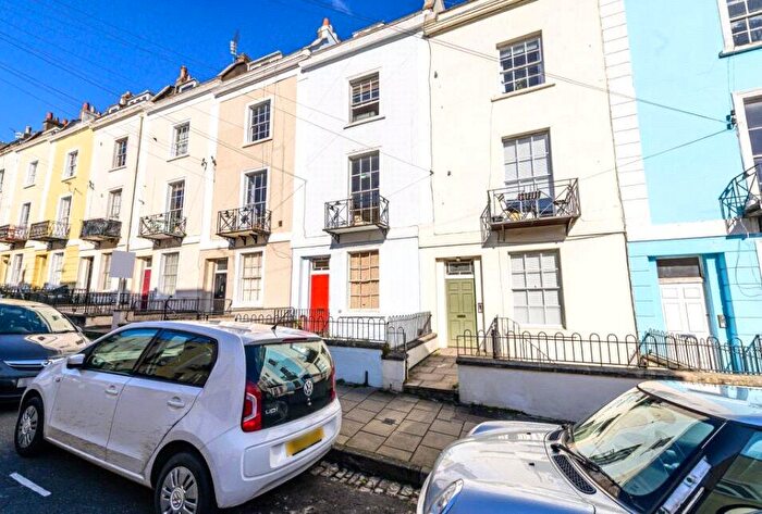 1 Bedroom Apartment To Rent In Clifton, Southleigh Road, BS8