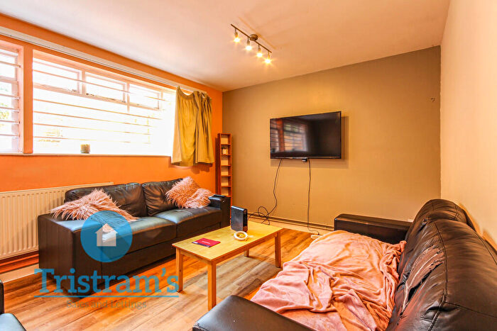 7 Bedroom Flat To Rent In Annesley Grove, Arboretum, NG1