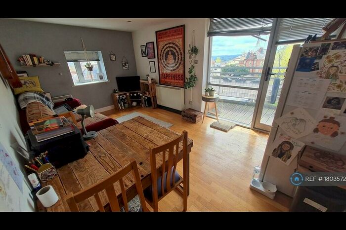 2 Bedroom Flat To Rent In Ropewalk Court, Nottingham, NG1