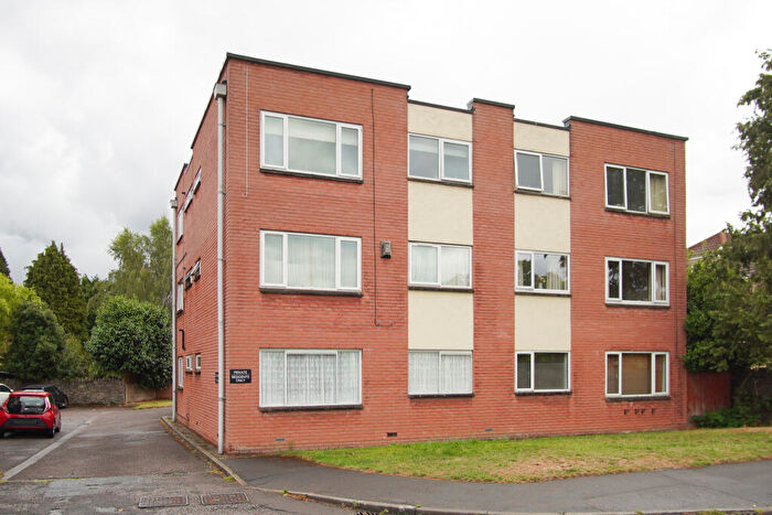 2 Bedroom Flat To Rent In , Bradley Court Downend Road, BS16