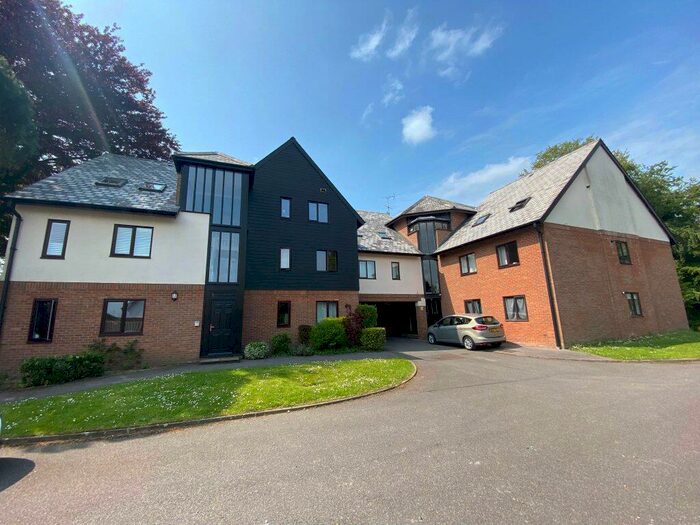 1 Bedroom Flat To Rent In Caunter Road Speen, RG14