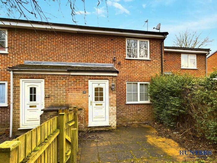 1 Bedroom Flat For Sale In Kilnwick Close, Pocklington, York, YO42
