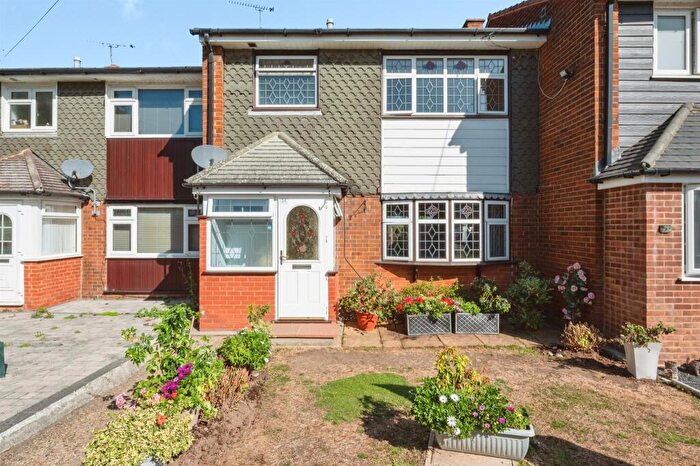 3 Bedroom End Of Terrace House For Sale In Malting Lane, Orsett, Grays, RM16