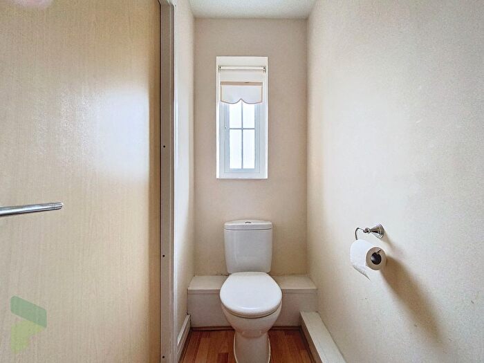 3 Bedroom Town House For Sale In Burton Close, Darwen, BB3