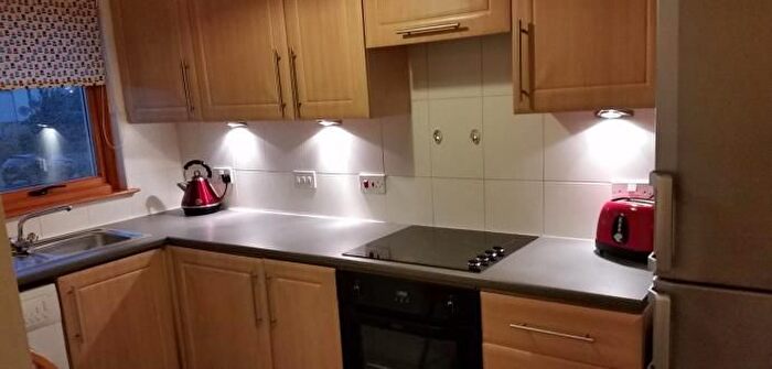 2 Bedroom Flat To Rent In Gascoigne Court, Falkirk, FK2