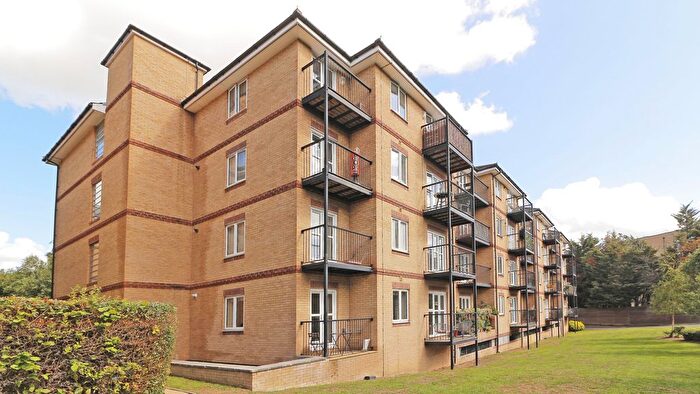 2 Bedroom Flat For Sale In Carfax House, Worcester Close, Anerley, SE20