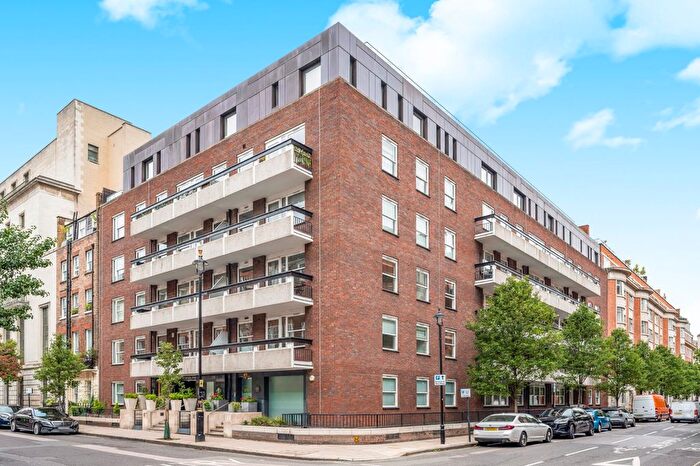 3 Bedroom Flat To Rent In Weymouth Street, London, W1W