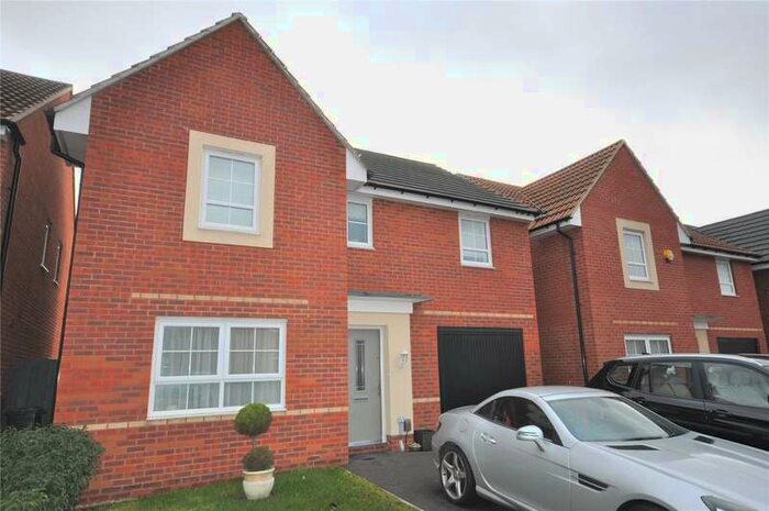 4 Bedroom Detached House To Rent In Greycing Street, Swindon, SN25