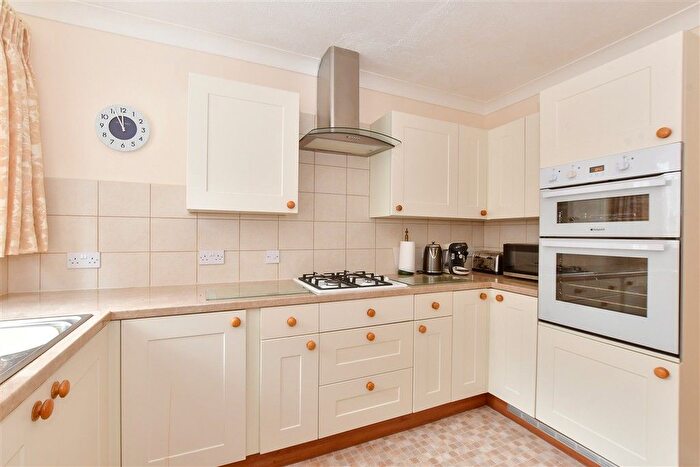 2 Bedroom Detached Bungalow For Sale In Rolfs Close, Bembridge, Isle Of Wight, PO35