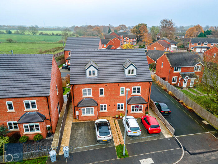 4 Bedroom Semi-Detached House For Sale In Alexander Mews, Balderton, NG24