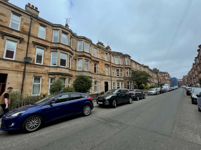 2 Bedroom Flat To Rent In Sinclair Drive, Battlefield, G42