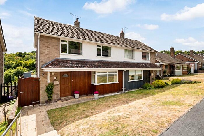 3 Bedroom Semi Detached House For Sale In Woodland Close, River, Dover, CT17