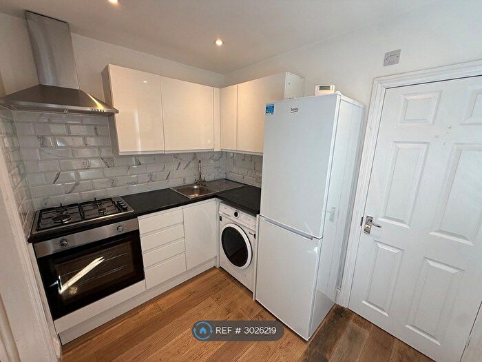 1 Bedroom Flat To Rent In Westward Road, London, E4