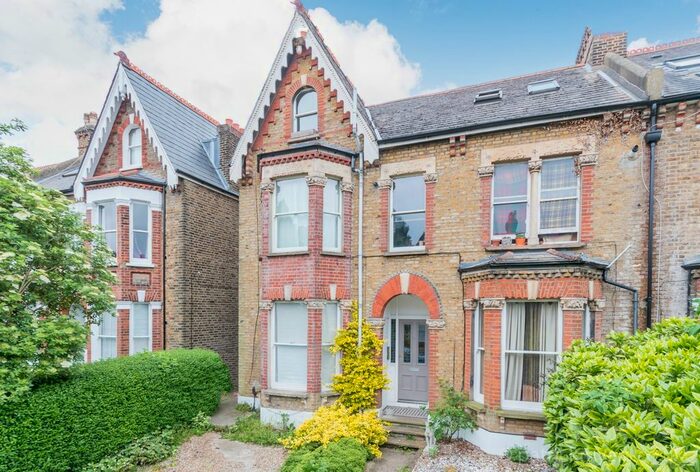 2 Bedroom Flat To Rent In Therapia Road, London SE22