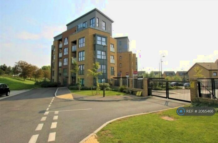 1 Bedroom Flat To Rent In Dreyer House, Oakgrove, Milton Keynes, MK10