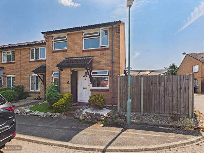 1 Bedroom End Of Terrace House For Sale In Dowding Way, Churchdown, GL3