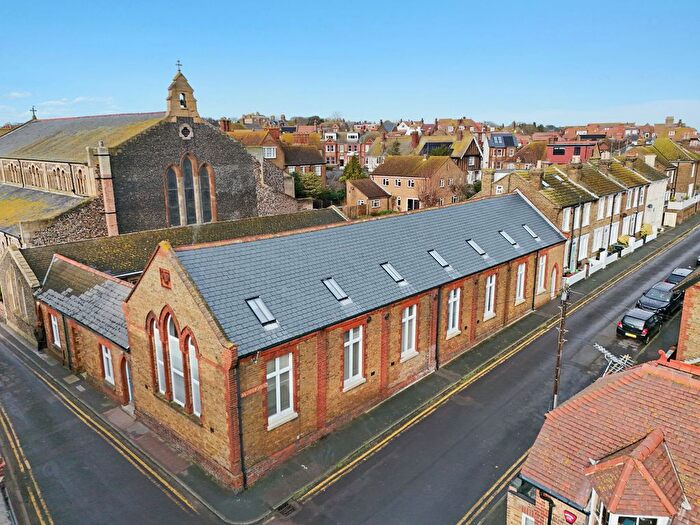 2 Bedroom Mews For Sale In Old School Mews, Broadstairs, CT10