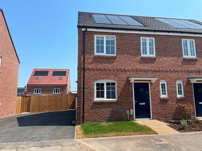 3 Bedroom Semi-Detached House To Rent In The Pioneers, Rugby, Warwickshire, CV23