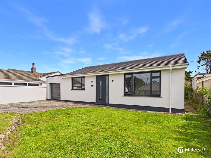 3 Bedroom Detached Bungalow For Sale In Little Gregwartha, Four Lanes, Redruth, TR16