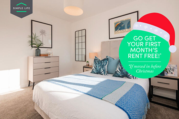 3 Bedroom House To Rent In Gainsborough Avenue, Bristol, BS10