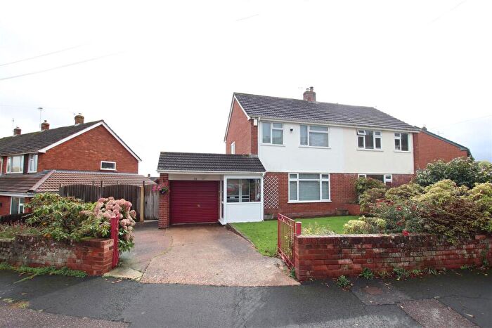3 Bedroom Semi Detached House For Sale In Dorset Avenue, Higher St Thomas, Exeter, EX4
