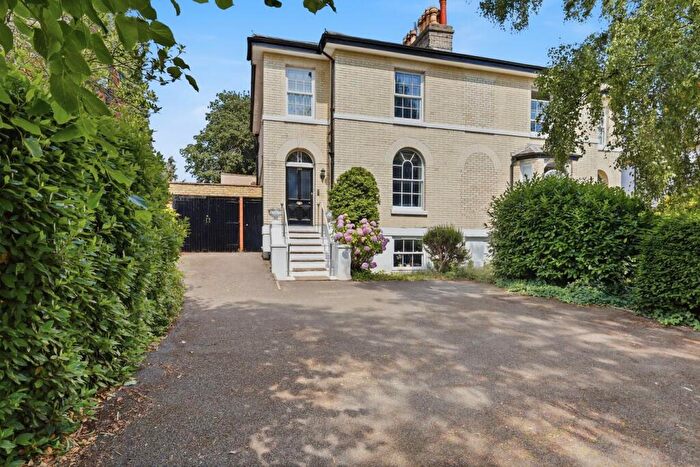 5 Bedroom Semi-Detached House For Sale In Norwich Road, Ipswich, IP1