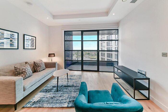 1 Bedroom Apartment For Sale In Bridgewater House, Lookout Lane, E14