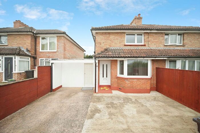 2 Bedroom Semi Detached House For Sale In Belmont Road, Taunton, TA1
