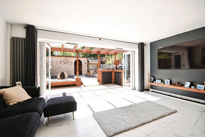 3 Bedroom Terraced House For Sale In Mallow Walk, Haverhill, CB9